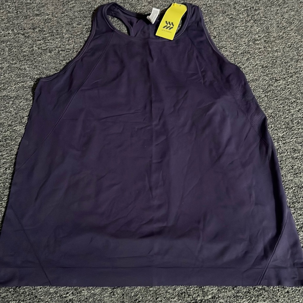 Dry fit material work out tank